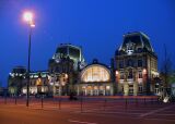 [Ostend railway station. Цифровая фотокамера Canon powershot Pro 90]