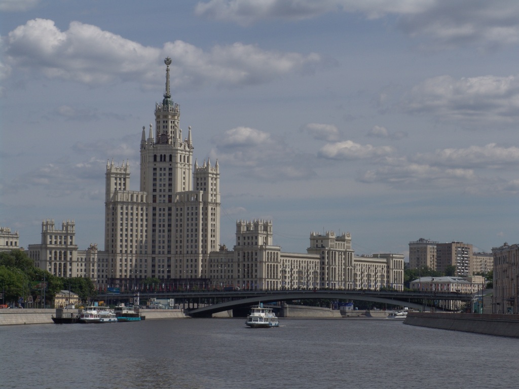 [Москва-река.... Heaven. Цифровой фотоаппарат Sony DSC-F828. Digital camera Sony DSC-F828]